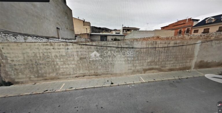 Suelo urbano en venta en la Calle Fuente, la Romana