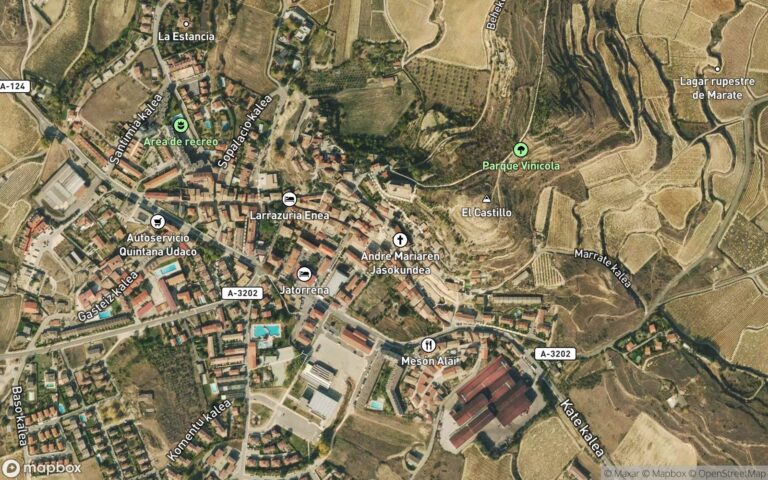 URBANA.- NÚMERO CATORCE.- Vivienda derecha del tipo D de la tercera planta con acceso por el portal 2 del edificio-bloqu