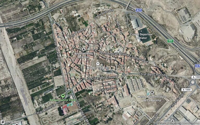 Plaza de garaje en subasta en Viator, Almería