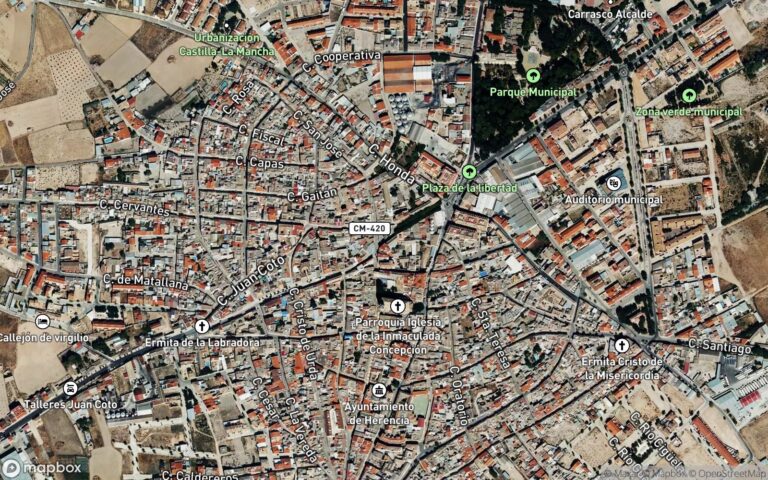 Local comercial en subasta en Herencia