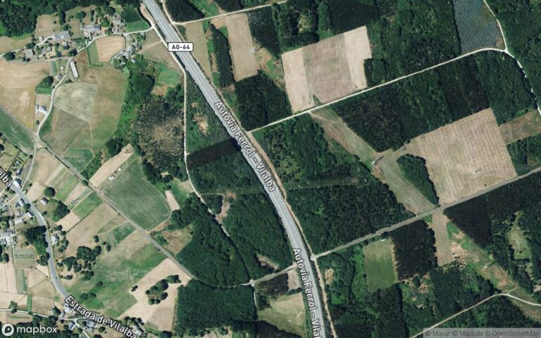 Finca sita en samarugo, municipio de vilalba: casa en el campo de modia, de planta baja y piso alto, de 92 metros cuadra