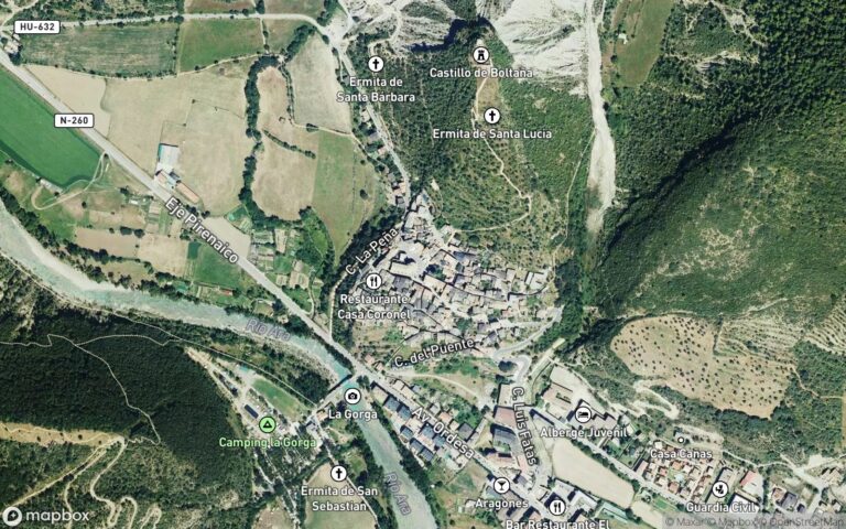 FINCA REGISTRAL N°: 1465 DESCRIPCIÓN: URBANA.- NUMERO TREINTA Y SEIS. Vivienda derecha en la tercera planta alzada de la