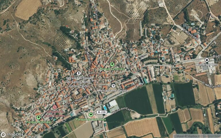 50% pleno dominio. Finca urbana. Vivienda. Ocupa una superficie total incluyendo elementos comunes de 87,86 m2. Cuota de