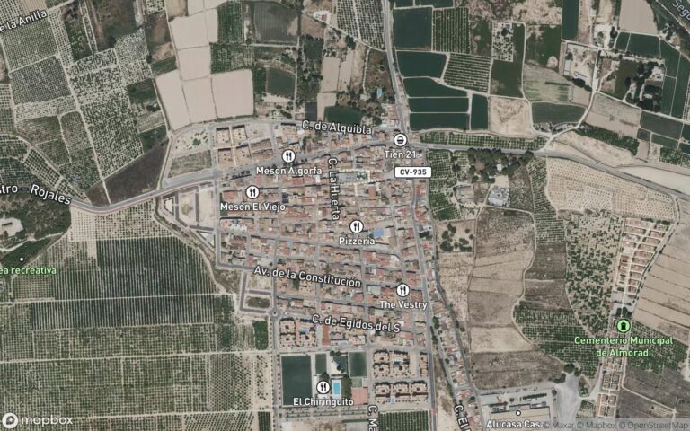 URBANA.– SESENTA– Integrada en la FASE II del Complejo Inmobiliario denominado "SIERRA VILLAS II–A” en término de ALGORF