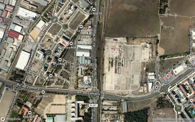 URBANA. Vivienda letra C, de la planta cuarta de viviendas, de la casa número diez, doce y catorce de la calle Granda de