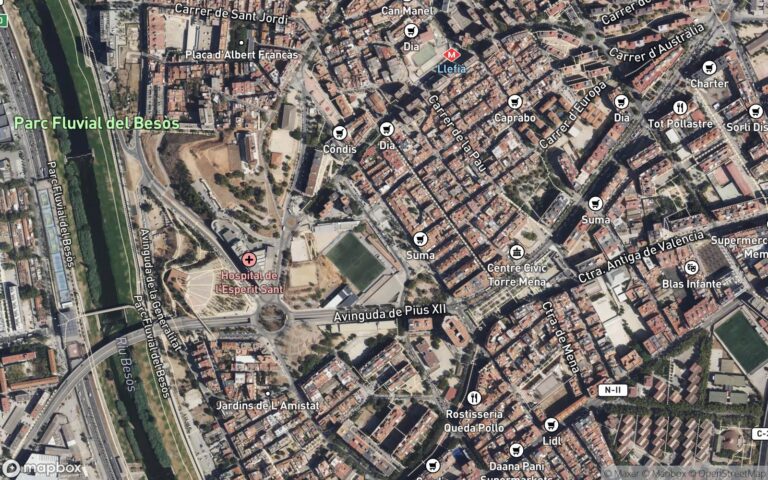 FINCA URBANA Nº 61577 de Badalona, situada en el piso décimo, puerta primera, del bloque 1, con código registral único 0