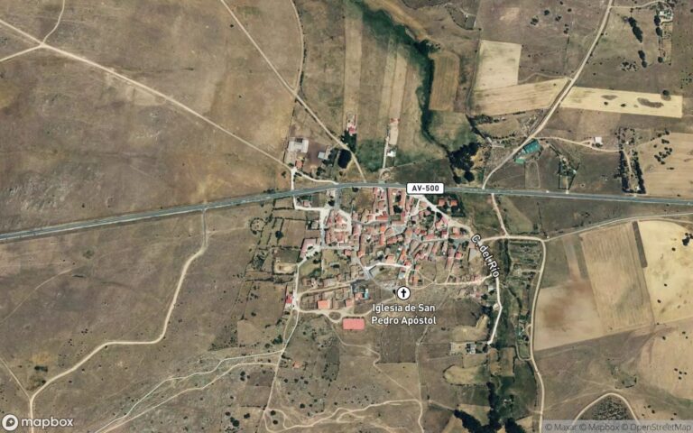 1.- URBANA. FINCA NÚMERO CINCUENTA Y OCHO de la Propiedad Horizontal del inmueble sito en Ávila, en la parcela número 13