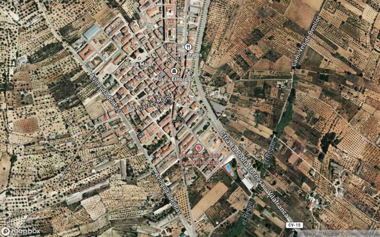 URBANA: URBANA: FINCA NUMERO CINCO. VIVIENDA TIPO B, situada en planta segunda en alto, de la edificación sita en Castel