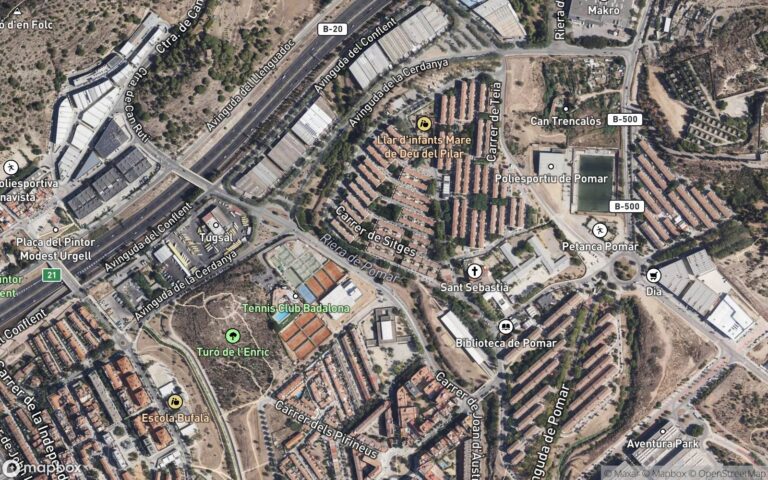 Local comercial Letra B , en la planta baja de la escalera 1 del edificio sito en Sitges con frente a la Calle de la Sín