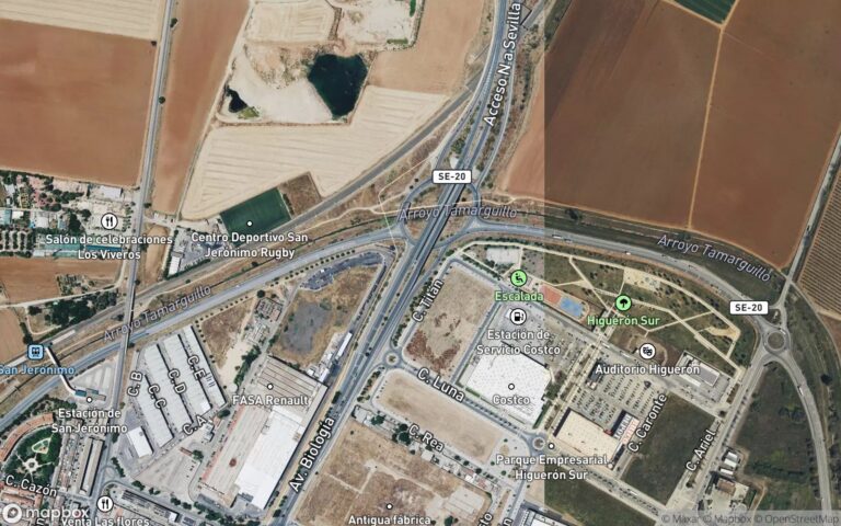 Local comercial en Torre Siete, 3ª planta — Sevilla