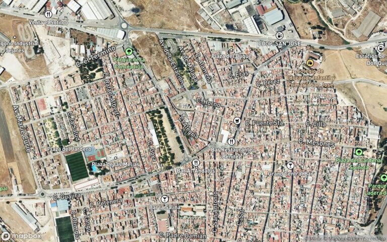 Se enajena el 100 % del pleno dominio con carácter privativo de la casa en la villa de puebla de cazalla, y su calle vír