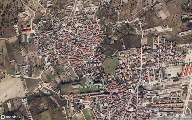 Solar localización: calle fraguas viejas sn superficies: terreno: dos mil ochocientos cincuenta y seis metros cuadrados