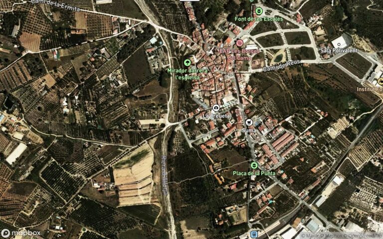 Local de la planta sótano señalado con el n.º UNO del edificio en Montroig Calle Obispo Macia 43, y Calle Mare de Deu de
