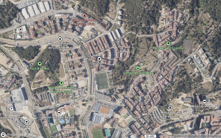 Descripció: URBANA. Pieza de Tierra solar, en la Urbanización Aiguaviva Park, del término de Vidreres. Es de forma irreg