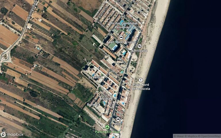 Vivienda tipo E, en la planta segunda del edificio sito en Castellón de la Plana, denominada "Rio Ebro", con fachadas a