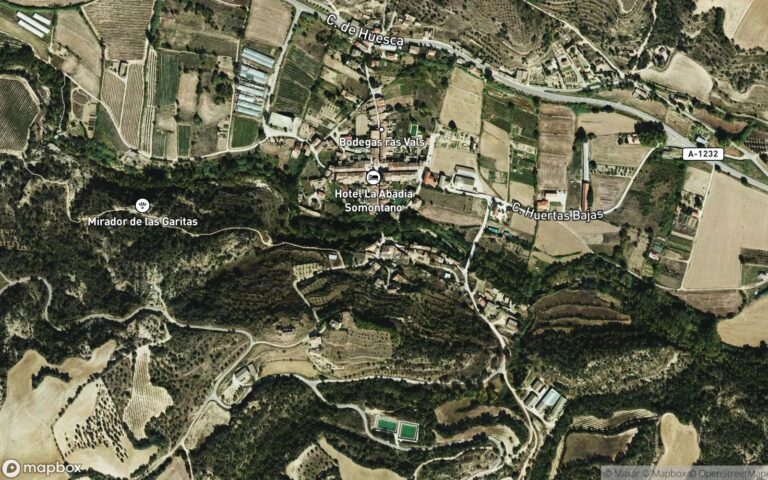 DESCRIPCION: Vivienda de la segunda planta alta, de tipo B, situada a la derecha según se mira la fachada principal, de