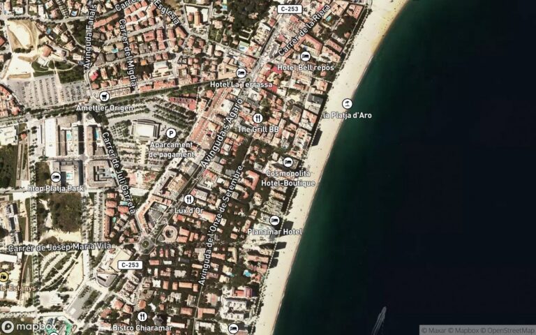 Apartamento tipo K, en el piso cuarto, del Edificio denominado "Super Beach", sito en Platja d'Aro, término de Castell-P