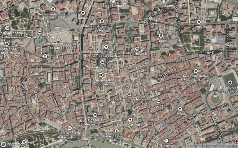Servicio de peluquería en el Centro Social de Personas Mayores de Jumilla